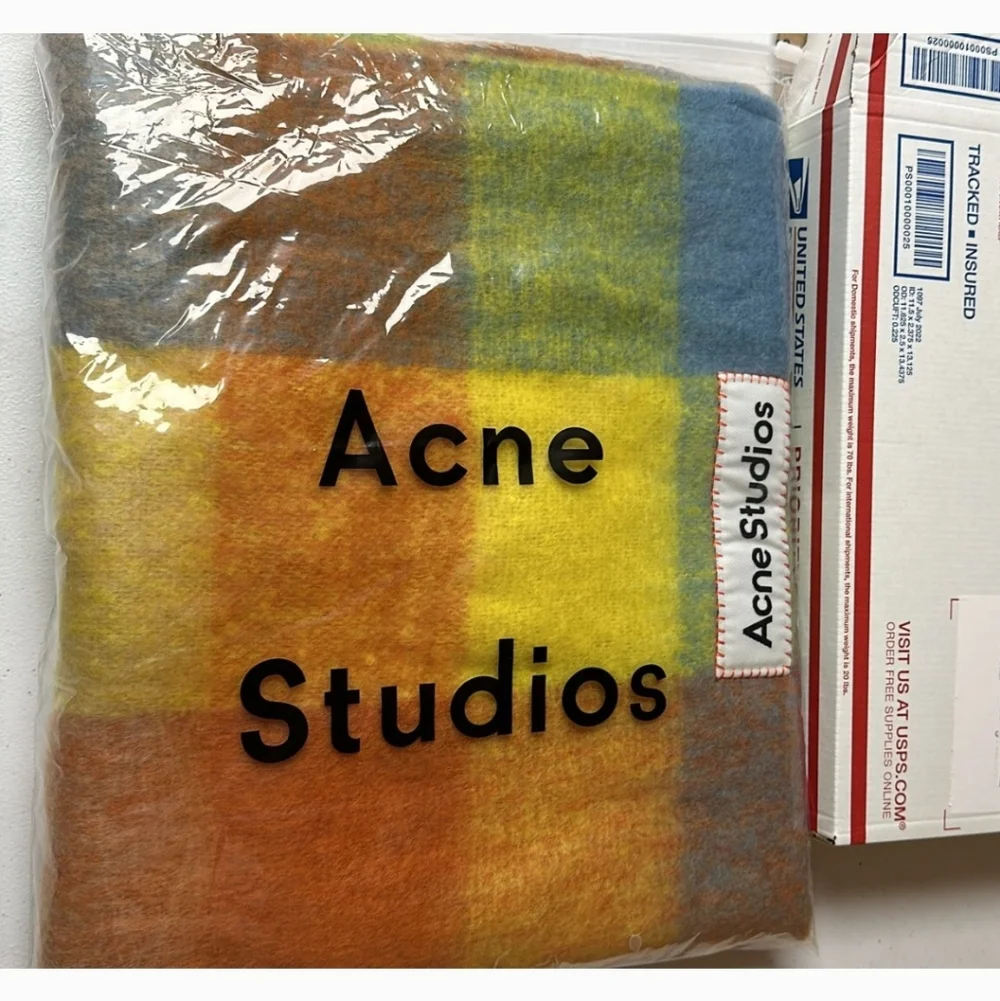 Acne Studios Scarf - Picture 3 of 4